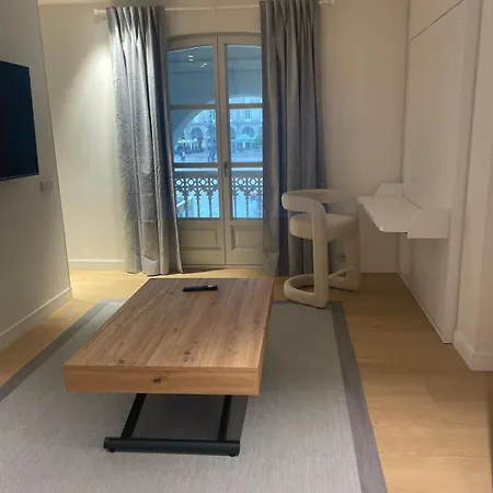 Plaza Maria Pita Center Apartmán